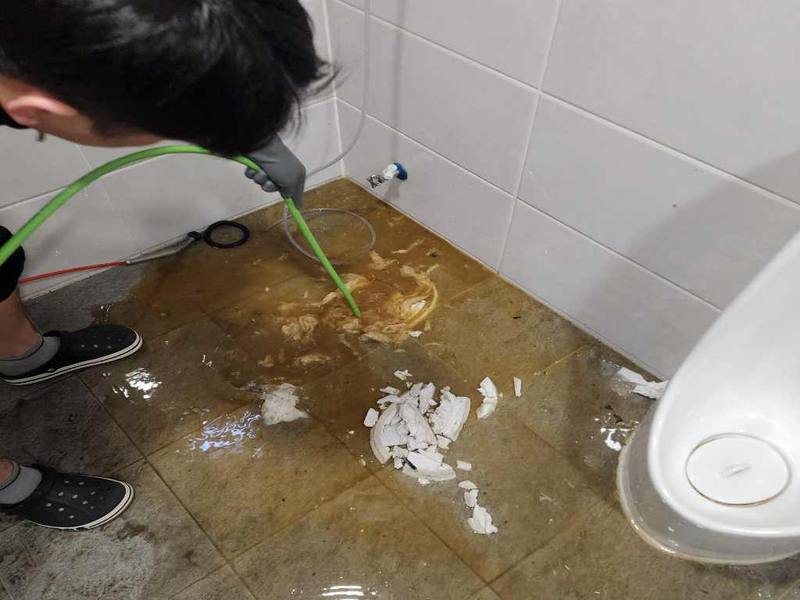 구로구 변기역류 작업사례 6